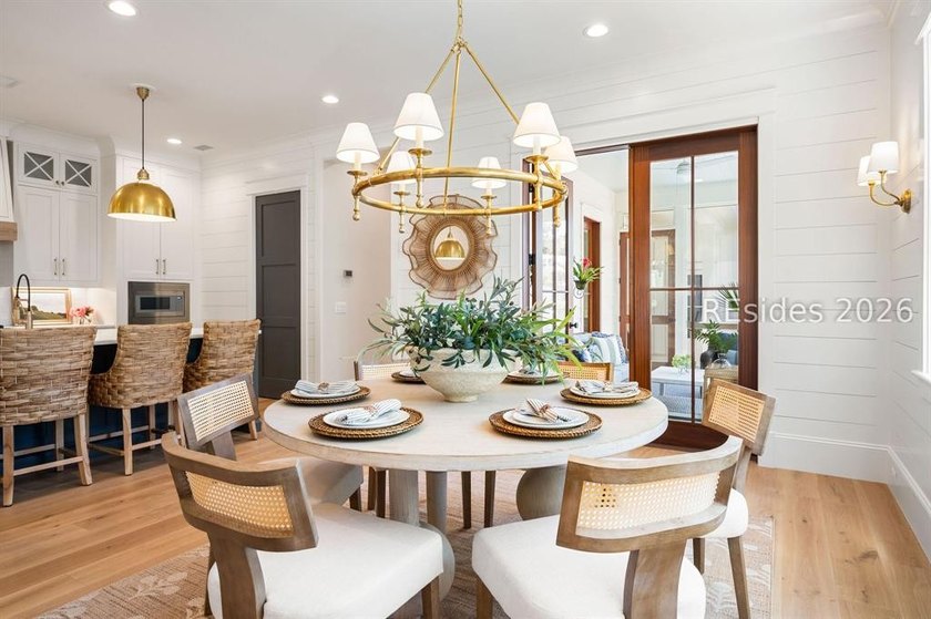 Don't miss just finished, new construction located in the highly - photo 34
