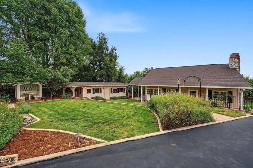 This gracious, one-story traditional of just over 3000 square - photo 43