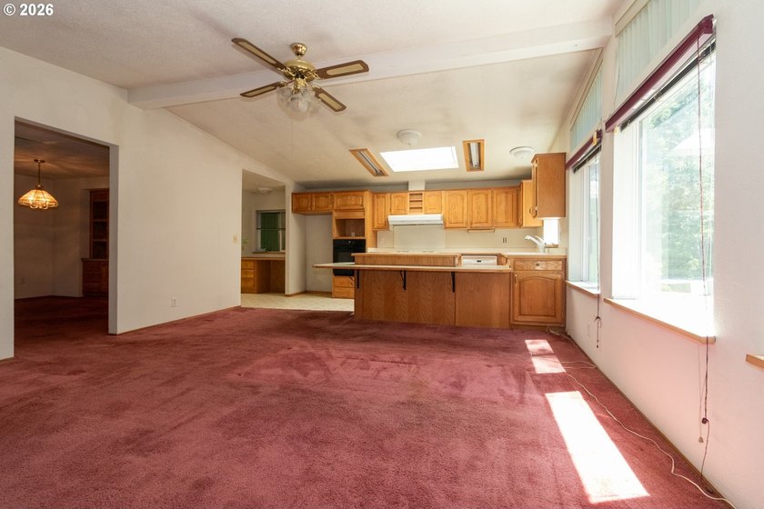 Well Priced! Florentine Estates 55+ gated community. Opportunity - photo 17
