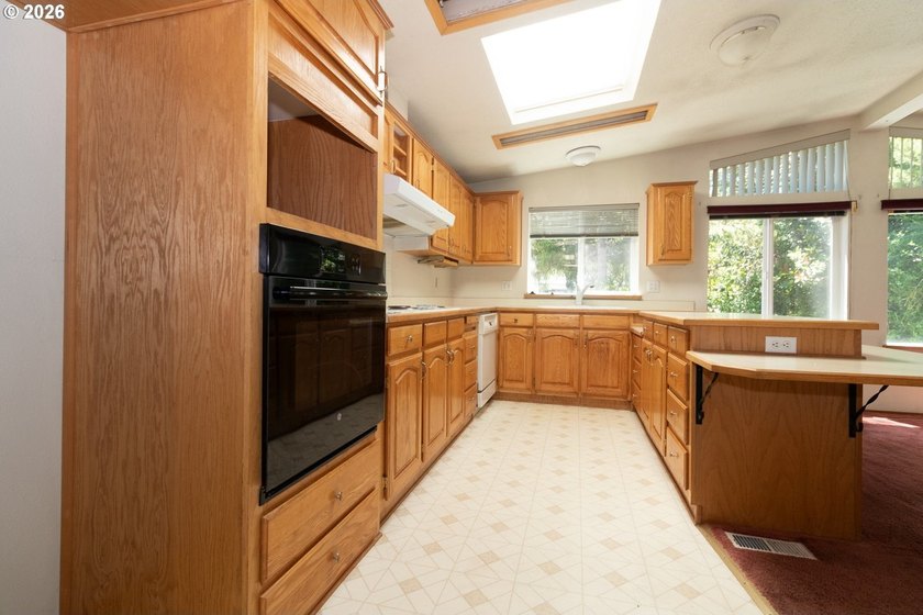 Well Priced! Florentine Estates 55+ gated community. Opportunity - photo 20