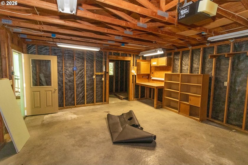 Well Priced! Florentine Estates 55+ gated community. Opportunity - photo 40