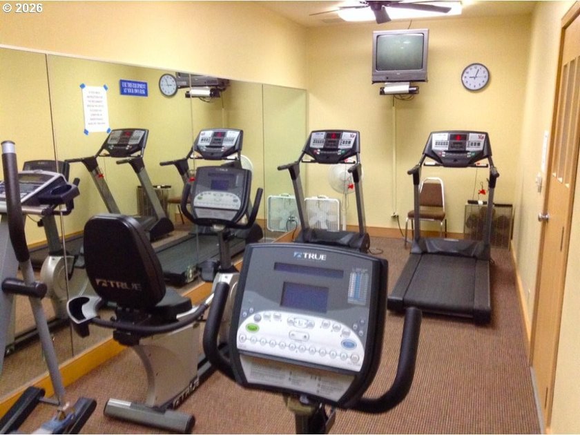 Well Priced! Florentine Estates 55+ gated community. Opportunity - photo 47