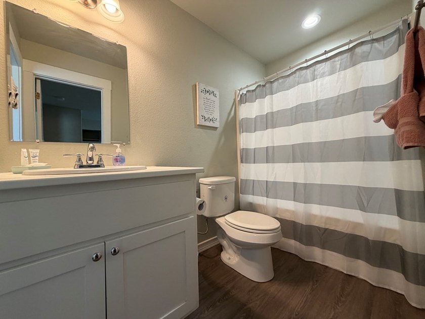 Welcome to easy coastal living in this stand-alone condominium - photo 3