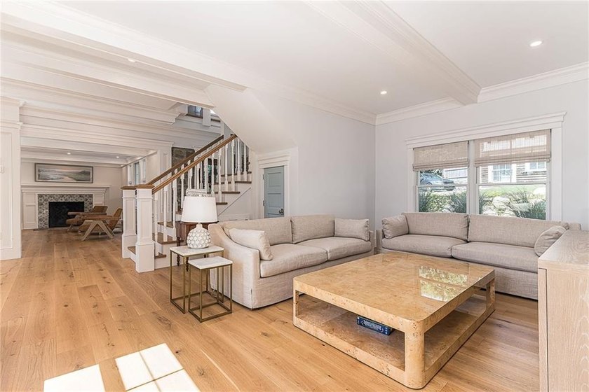 19 East Hills Road presents a rare opportunity to own a - photo 13