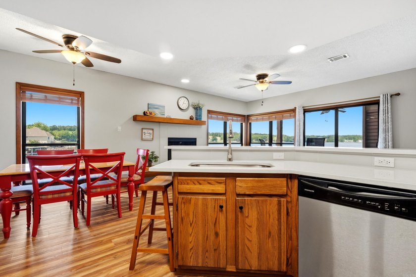 This stunning lakefront condo offers the perfect blend of - photo 15