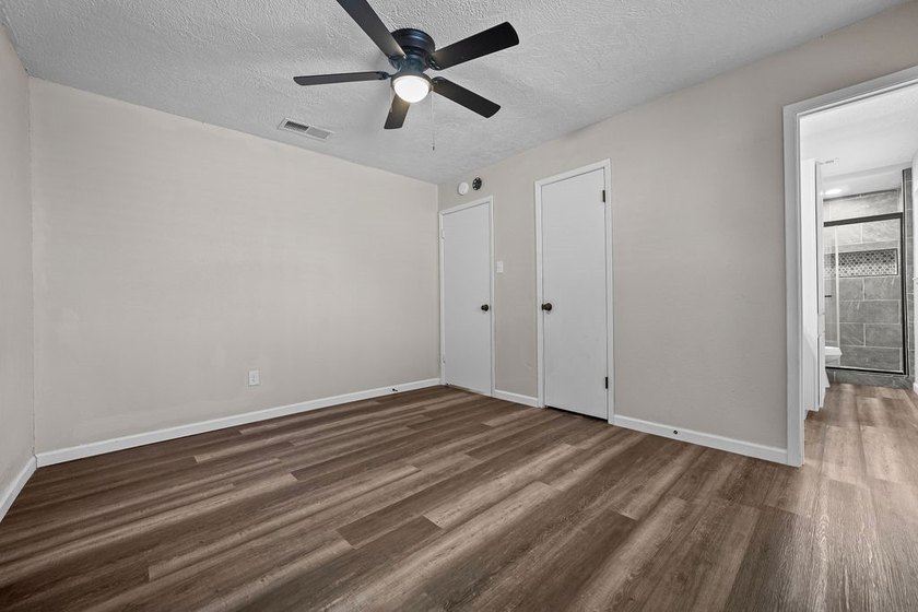 Really cute, move-in ready, 3-bedroom, 2-bath home! Recently - photo 10