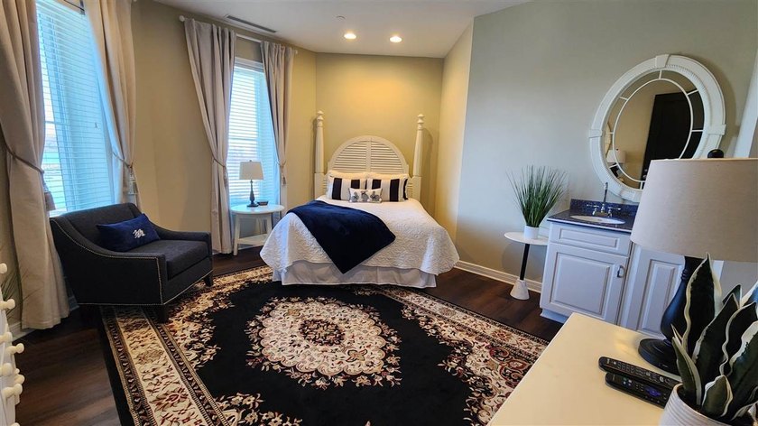 This Bay Harbor condo is perfect for year-round retreats. It - photo 10