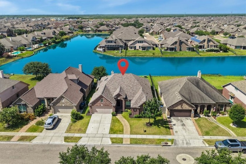 Waterfront in Rancho Vista! Stunning Southside one-story home on - photo 3