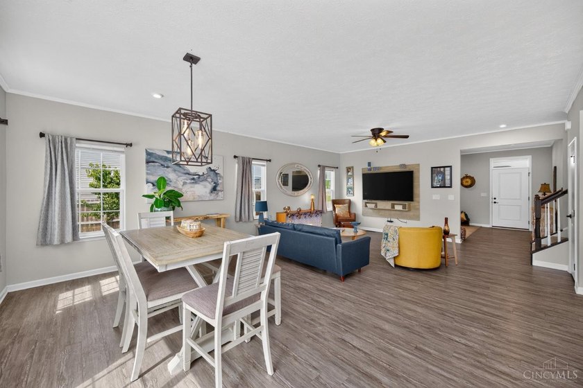 Welcome home to this spacious 4-bedroom, 4 full-bath home in - photo 11