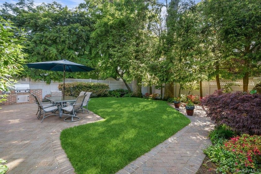 Don't Miss this charming, expanded Cape home featuring 5 - photo 27