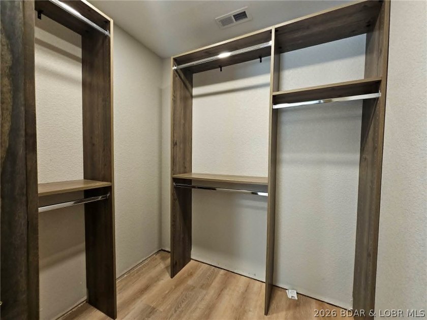 Two beautifully remodeled lakefront homes offering an incredible - photo 29