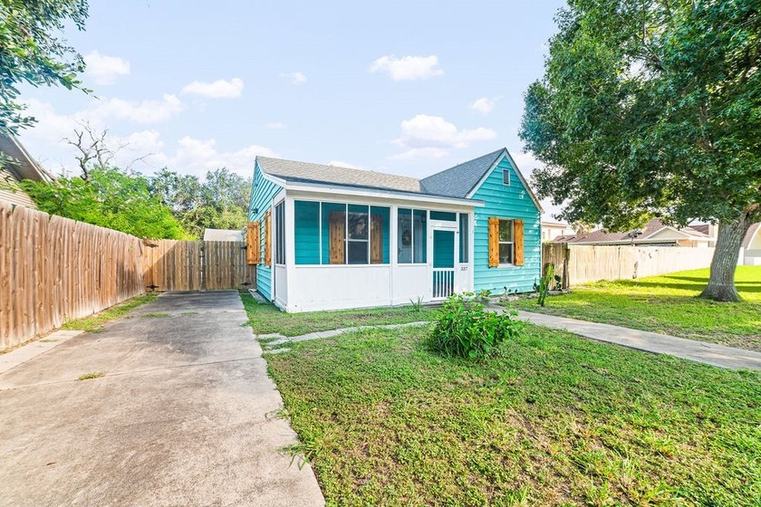 This beautifully renovated home is located in the Del Monte - photo 2