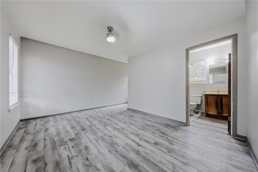 Investment opportunity alert-priced to move and ready for its - photo 9