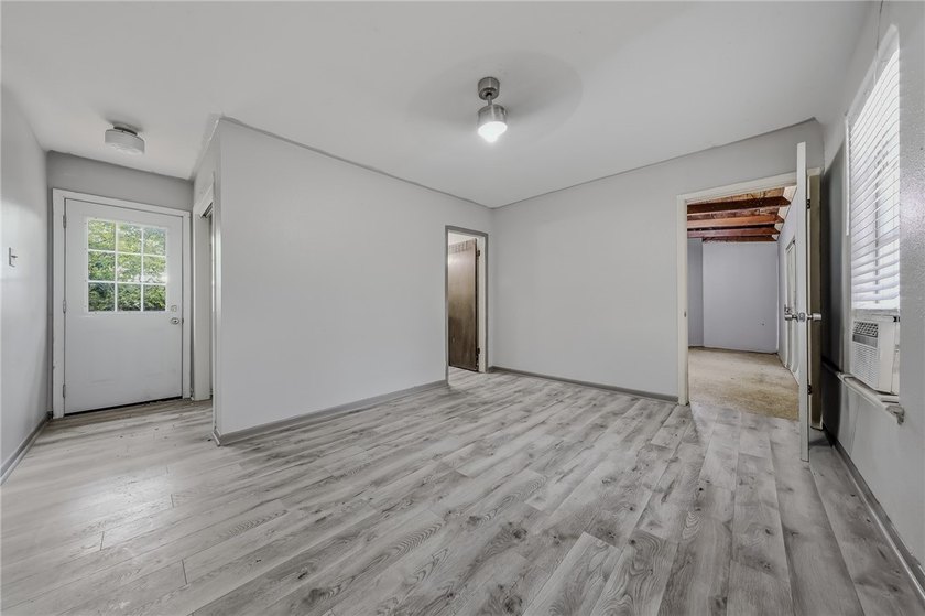 Investment opportunity alert-priced to move and ready for its - photo 10