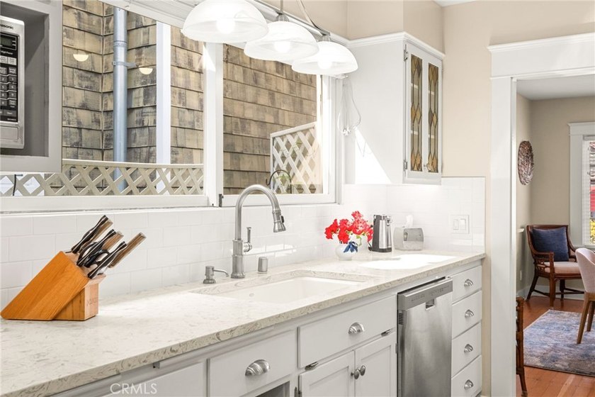 Short Term Lease!! (Available September 1st 2026 to June 30th - photo 25