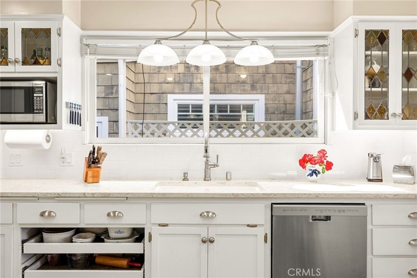 Short Term Lease!! (Available September 1st 2026 to June 30th - photo 26