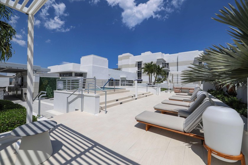 Located in the heart of Downtown Boca, Tower 155 is everything - photo 26