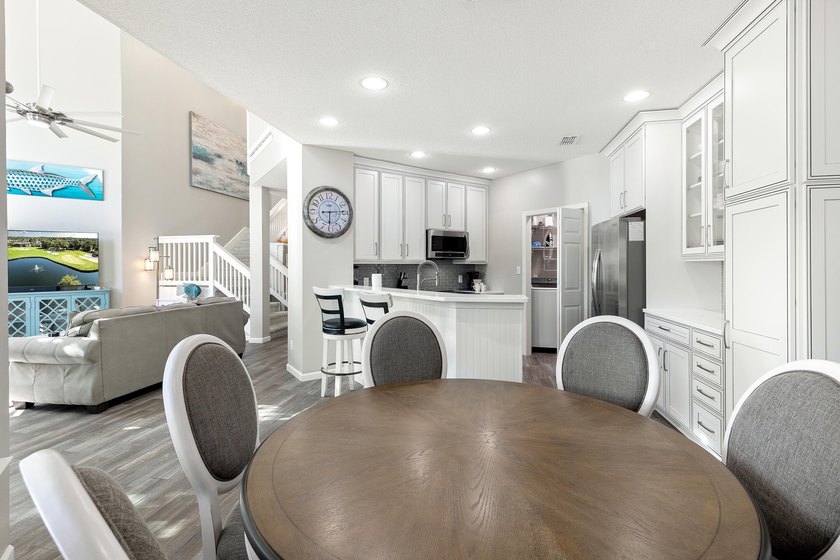 Welcome to 982 Northshore Drive, a beautifully updated townhome - photo 14