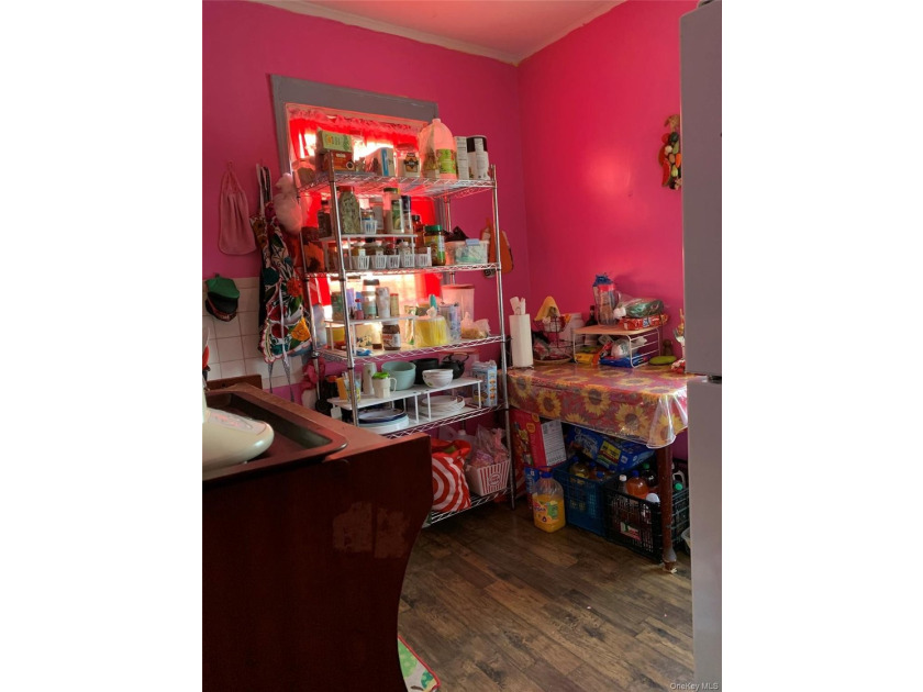 Short Sale. Fully Finished Basement with Separate Entrance - photo 17