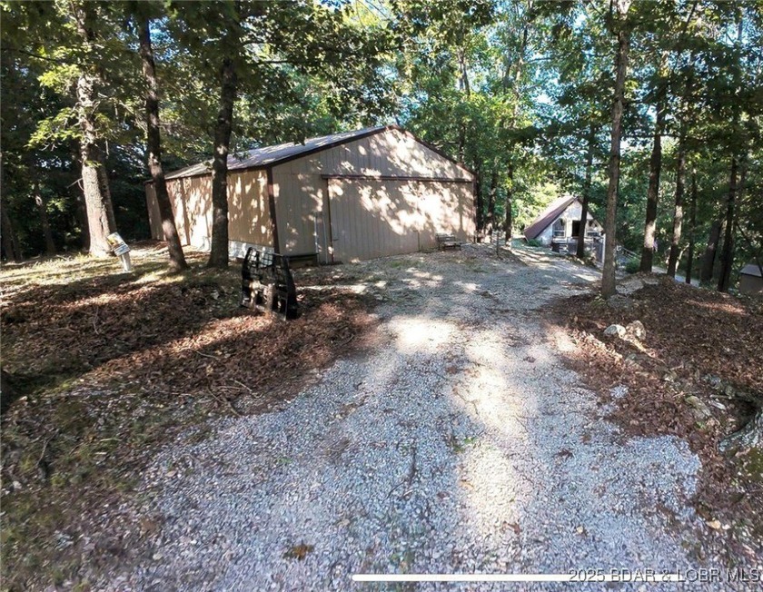 ZERO RESTRICTIONS! Charming cottage on 37.5 Acres very close to - photo 4