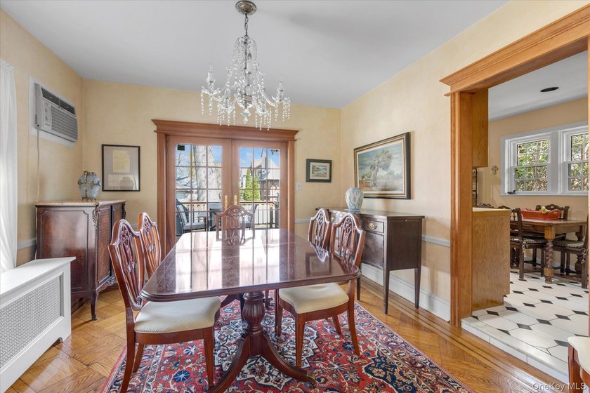 Welcome home to this cozy 3-bedroom colonial in the heart of - photo 7