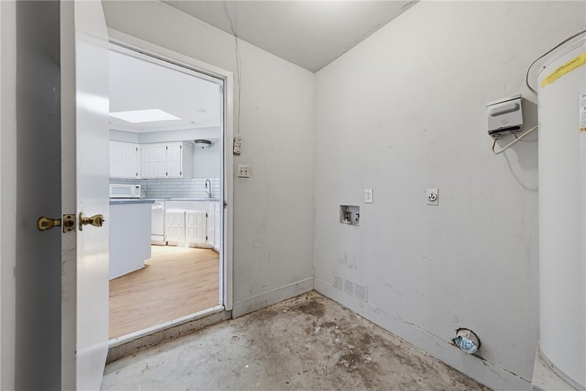 Fabulous home in desirable Wood River, just steps away from the - photo 11