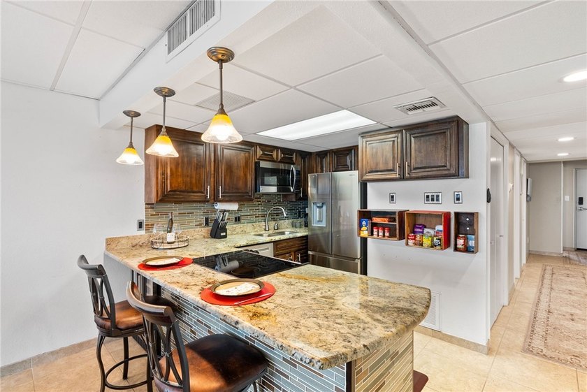Beachfront Living at Beach Place Condo! Have you visited Beach - photo 5