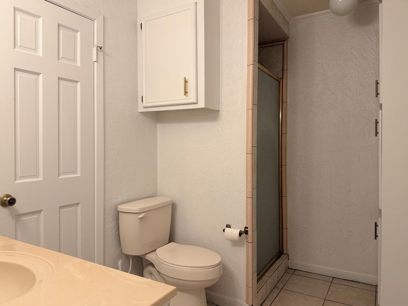 Welcome home to this charming 3-bedroom, 2.5 bath home in the - photo 22