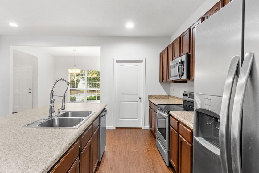 Fantastic home! Affordably priced to sell. This home has so much - photo 15