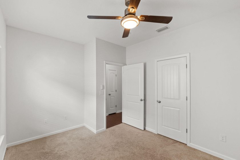 Fantastic home! Affordably priced to sell. This home has so much - photo 19