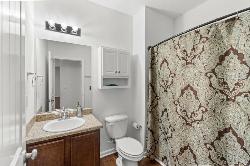 Fantastic home! Affordably priced to sell. This home has so much - photo 21