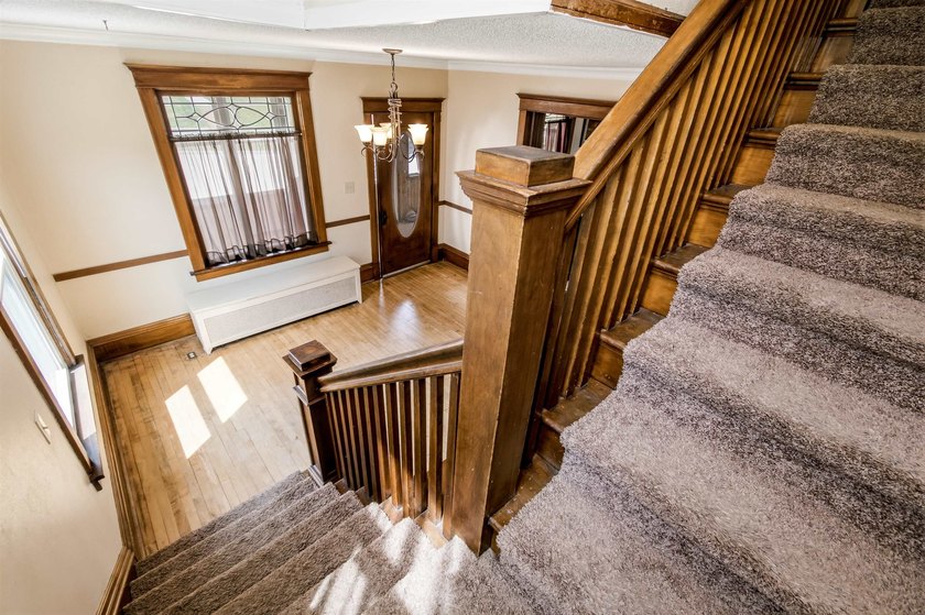 With a little TLC, this 4 bedroom, 1.5 bath home could be - photo 23
