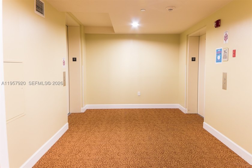 Beautiful unit in high floor with spectacular view of city - photo 25