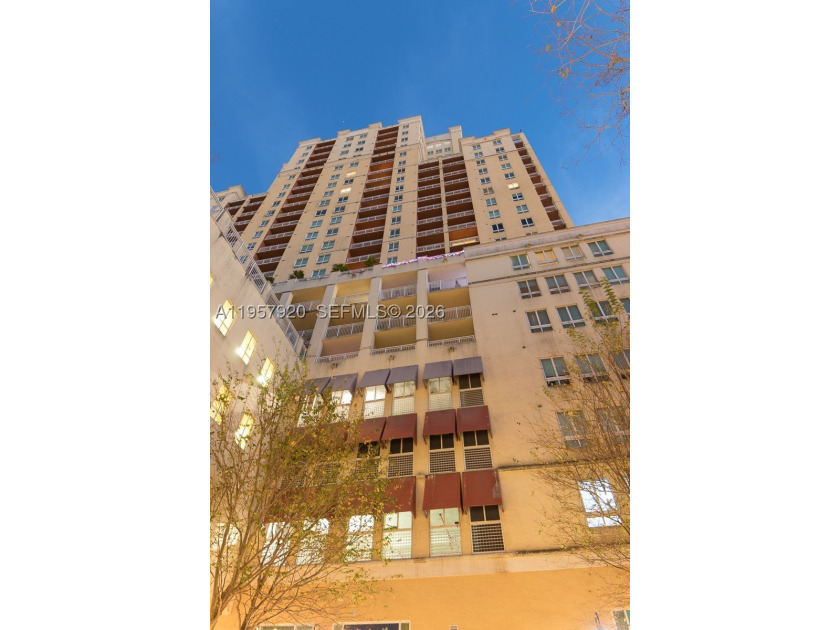 Beautiful unit in high floor with spectacular view of city - photo 26