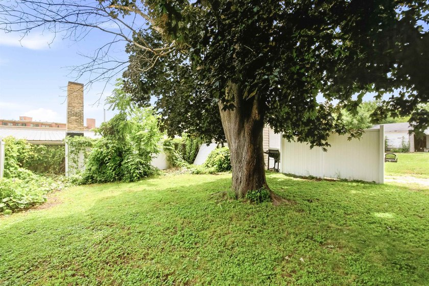 With a little TLC, this 4 bedroom, 1.5 bath home could be - photo 42