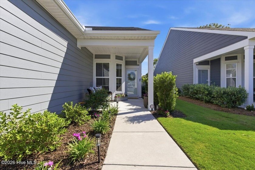 Welcome to easy coastal living in Del Webb at Riverlights - photo 4