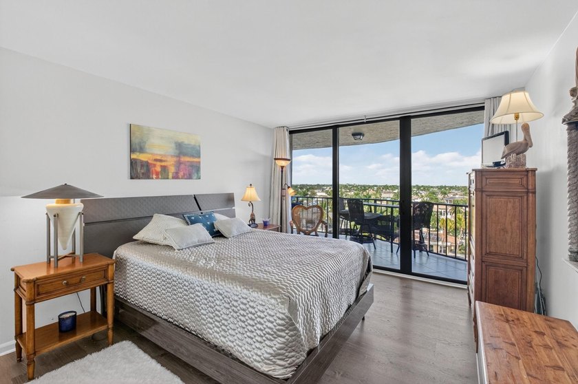 Wake up to breathtaking Intracoastal views from this upgraded - photo 21