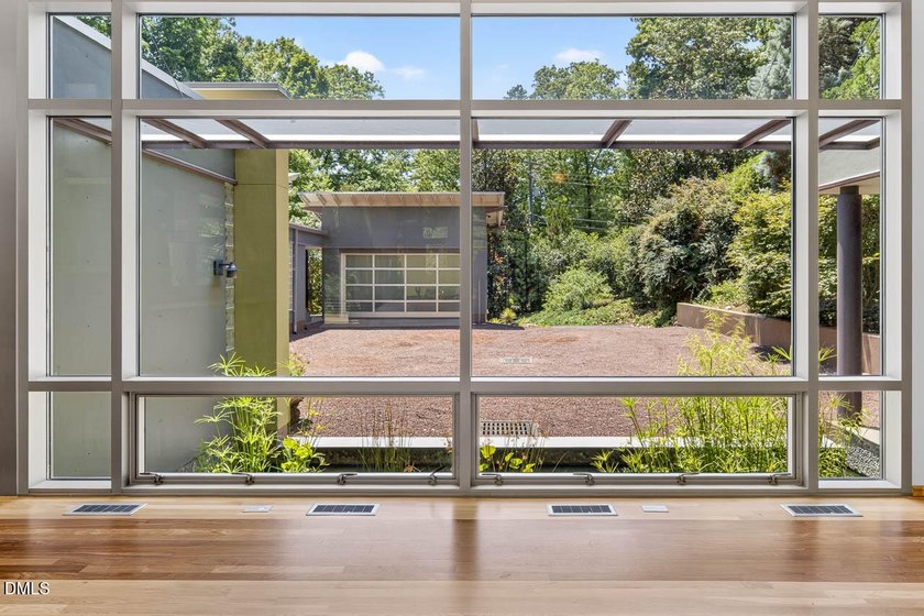 Designed by renowned North Carolina Modernist architect Bill - photo 29