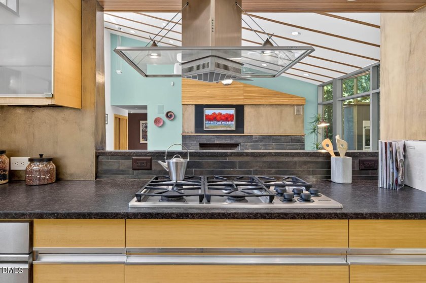 Designed by renowned North Carolina Modernist architect Bill - photo 31