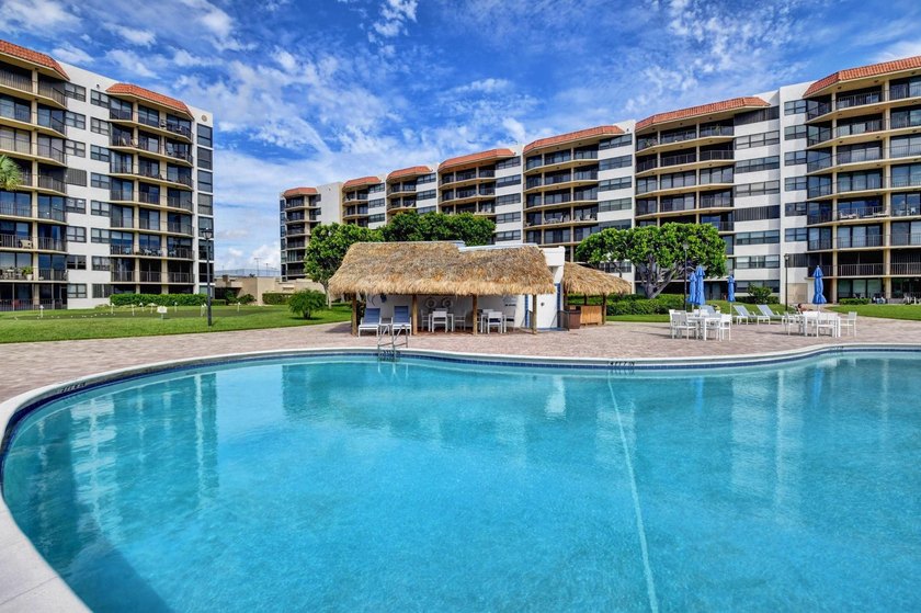 Wake up to breathtaking Intracoastal views from this upgraded - photo 45