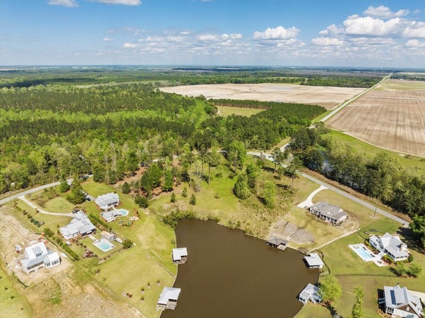 AMAZING, HUGE 2.59 ACRE CLEARED WATER FRONT LOT ON LAKE - photo 18