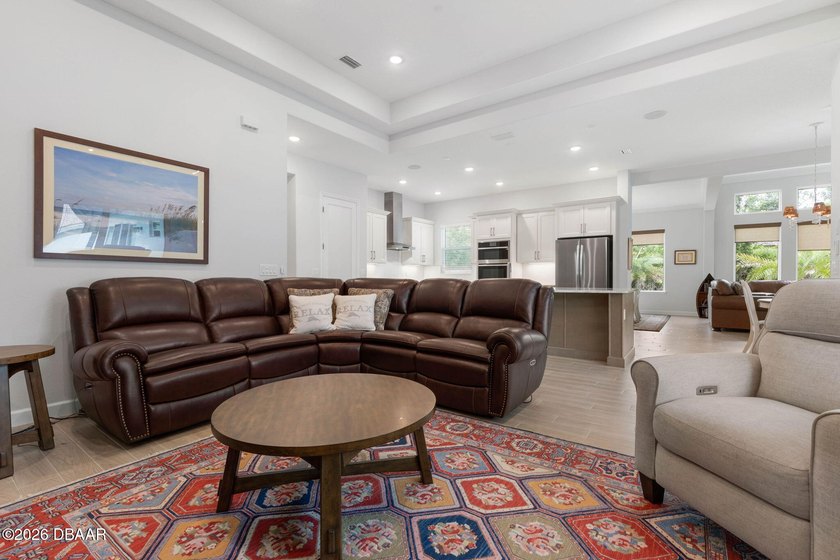 Step inside 114 New Leatherwood Drive, where luxury, comfort - photo 29