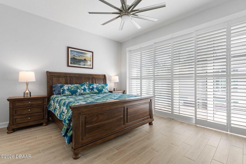 Step inside 114 New Leatherwood Drive, where luxury, comfort - photo 42