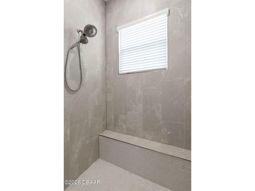 Step inside 114 New Leatherwood Drive, where luxury, comfort - photo 49
