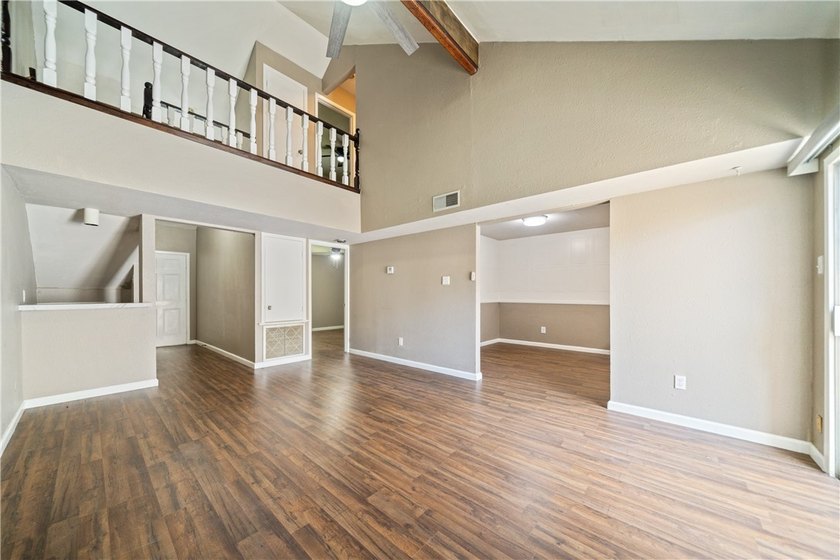 Welcome to this beautifully updated 3-bedroom, 2-bath home - photo 9