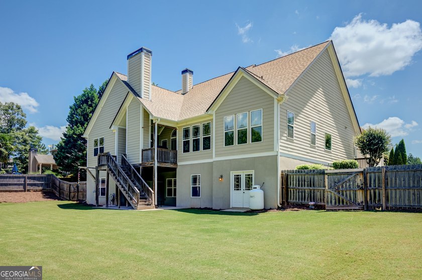 Multigenerational home in highly sought-after Walden Pond - photo 4