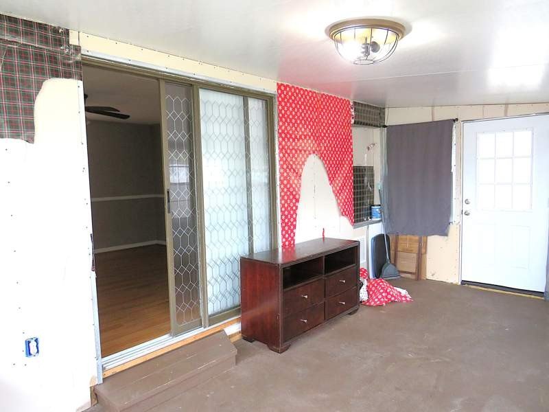 This charming 840 square feet manufactured home built in 1978 by - photo 11