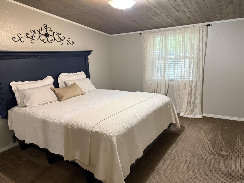 Welcome home to this charming 4-bedroom, 2-bath home nestled in - photo 20