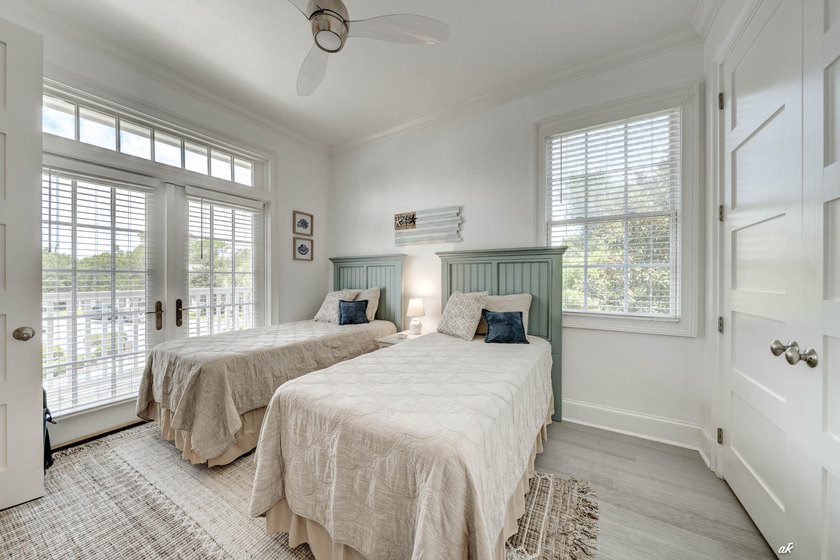 This extraordinary waterfront end unit condo, nestled in the - photo 27