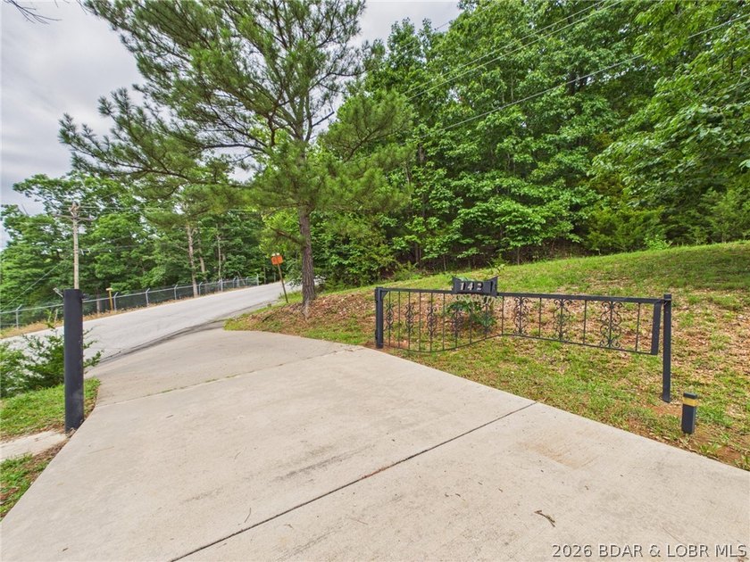 This unique property offers privacy, recreation, and endless - photo 36